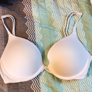 Victoria’s Secret bra